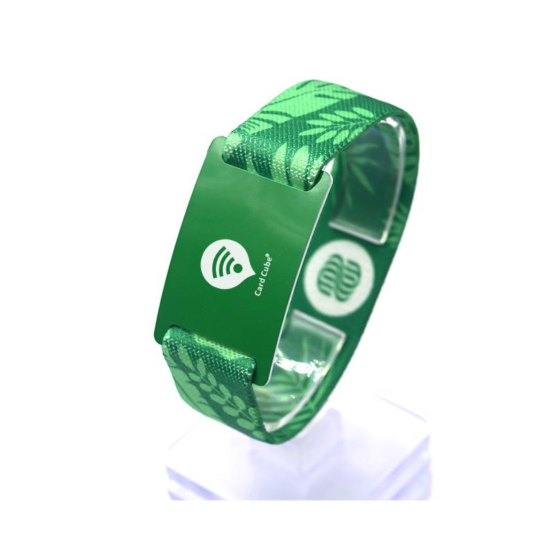 RFID硅膠腕帶NFC國(guó)產(chǎn)IC腕帶硅膠手環(huán)廠家2