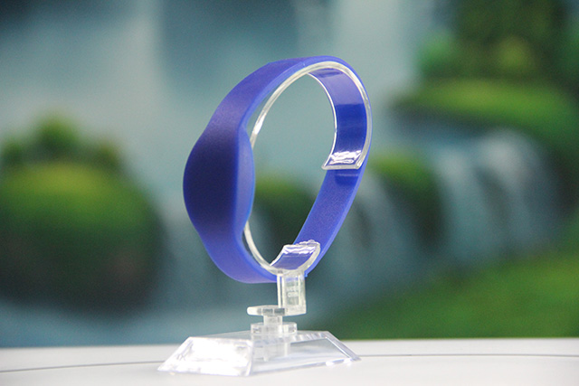 為什么織嘜腕帶這么受歡迎