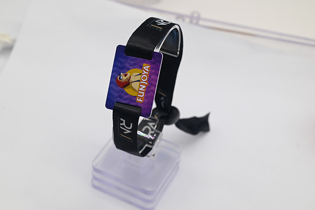 IC卡與ID卡系統的比較 IC卡與ID卡系統的比較